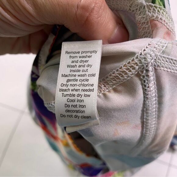 Athleta Shorts White Floral Ready Set Running XS - Picture 6 of 7